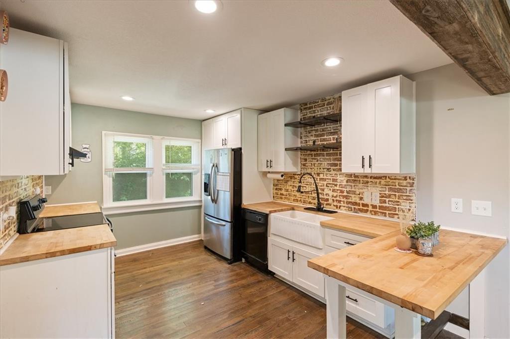 Photo 6 of 807 4th Street
