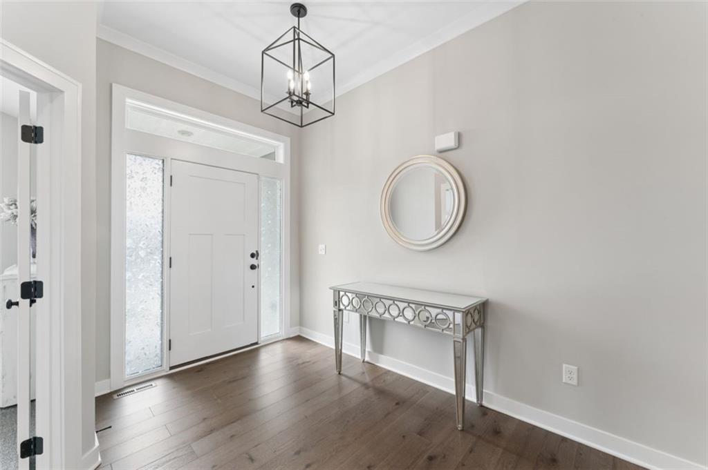 Photo 5 of 141 SE Griffin Street