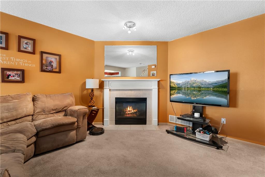 Photo 3 of 1325 SE NORWOOD Drive