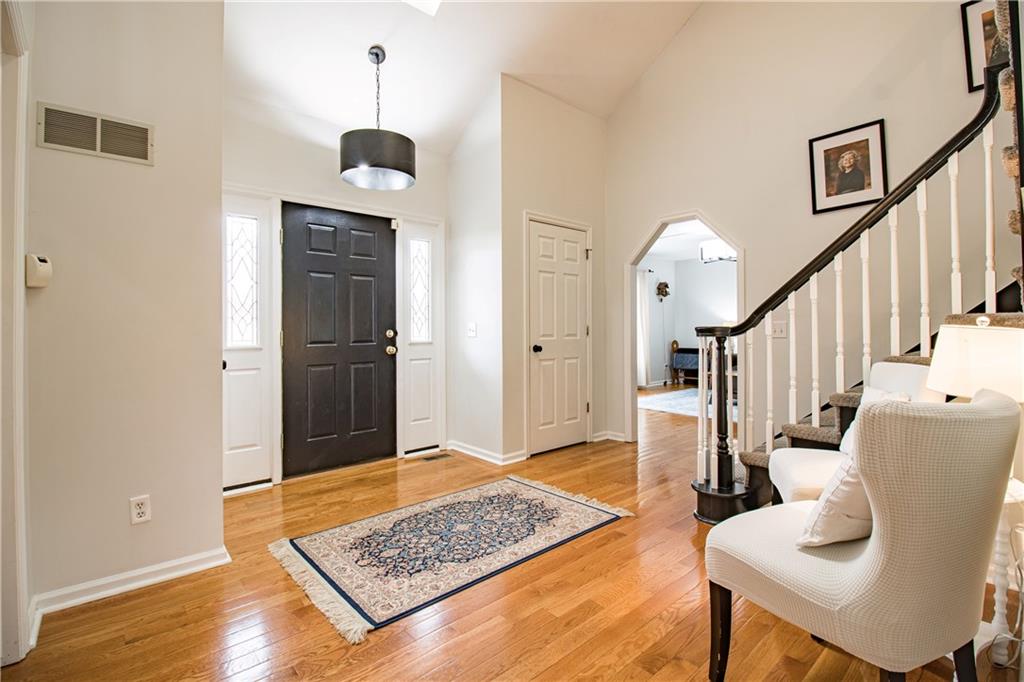 Photo 3 of 213 NE 51 Road