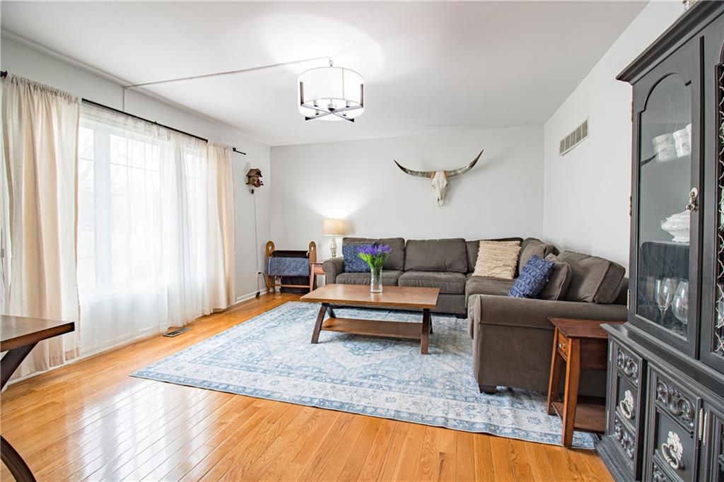 Photo 6 of 213 NE 51 Road