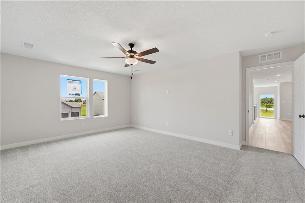 Photo 5 of 16657 Lawson Street