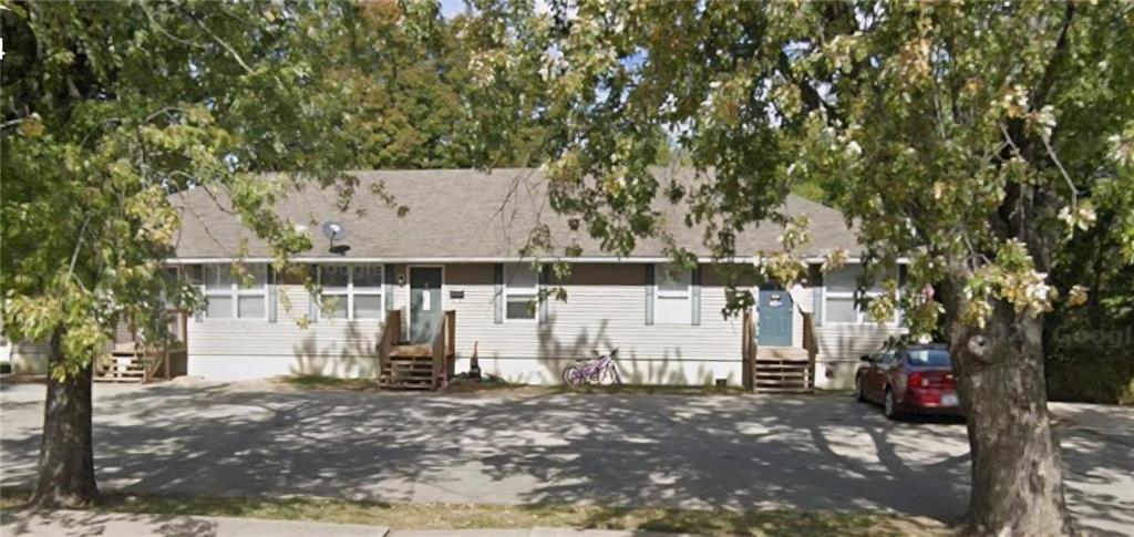 Photo of 215 W Montgomery Street