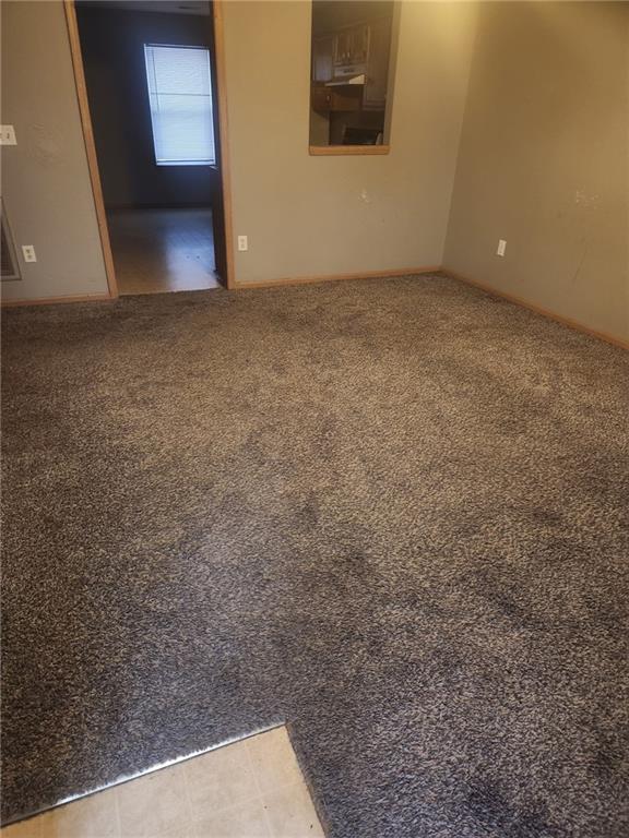 Photo 5 of 215 W Montgomery Street