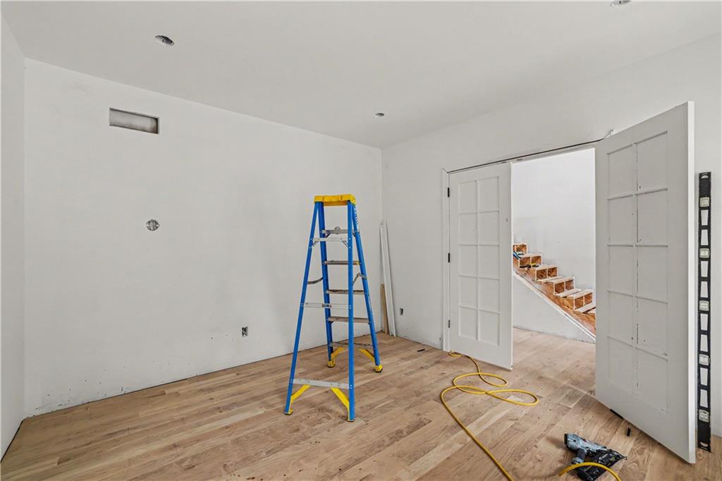 Photo 6 of 7805 Rosewood Drive