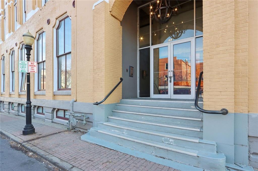 Photo 2 of 500 Delaware Street #109