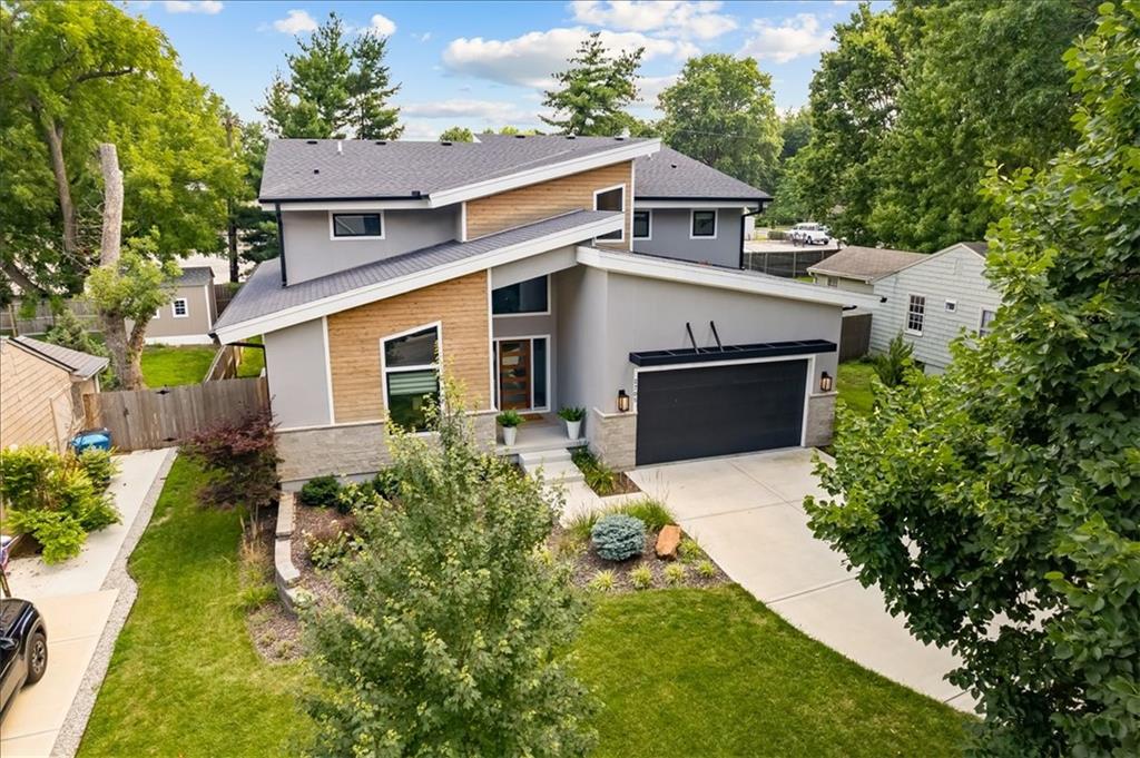Photo 5 of 2705 W 74th Street