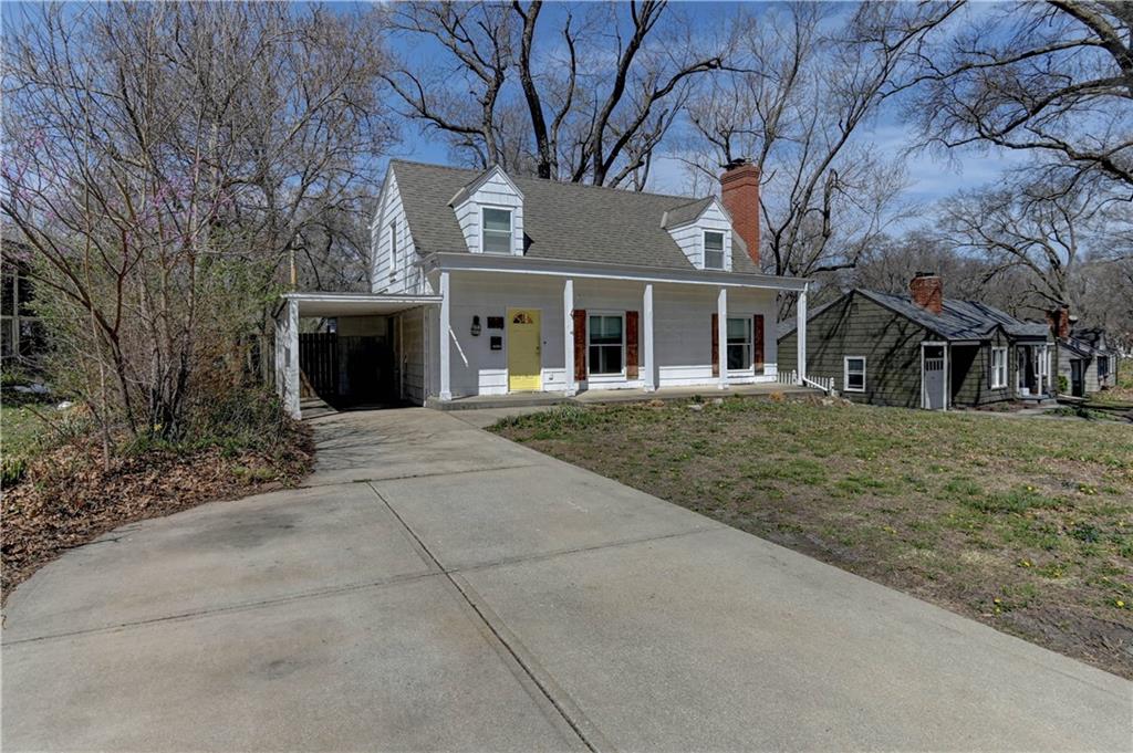 Photo 3 of 5300 Sycamore Drive
