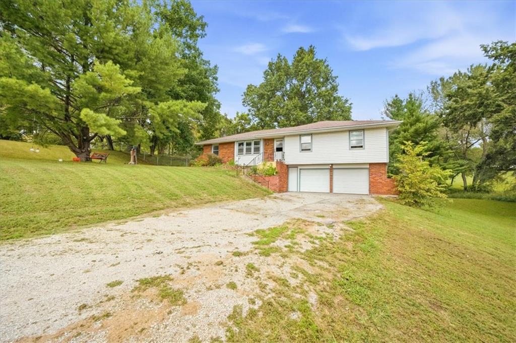Photo 3 of 13608 Raliegh Lane