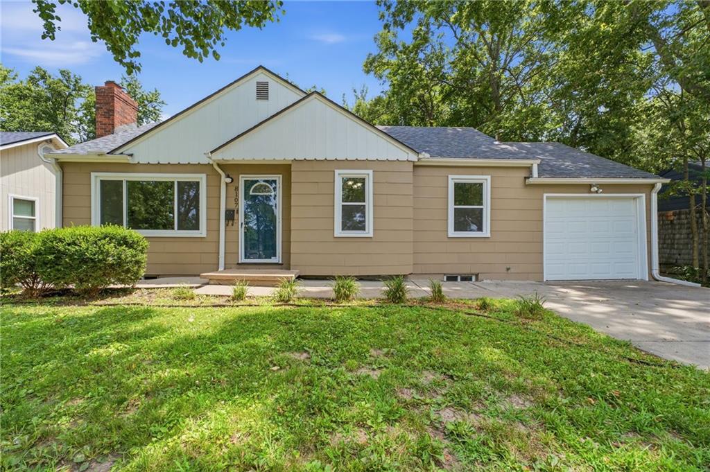 Photo of 8107 Ward Parkway
