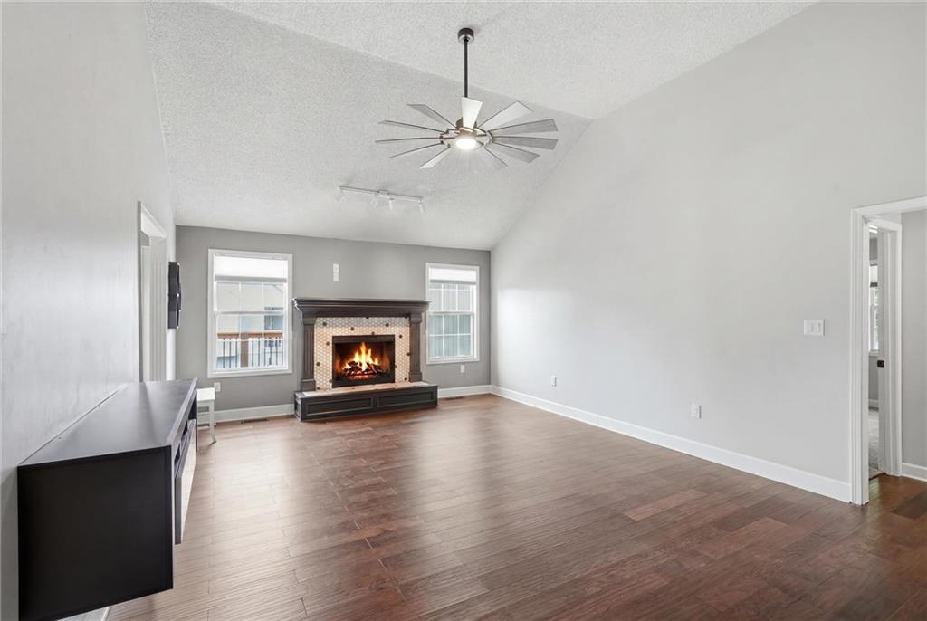 Photo 6 of 1832 Stonewood Drive