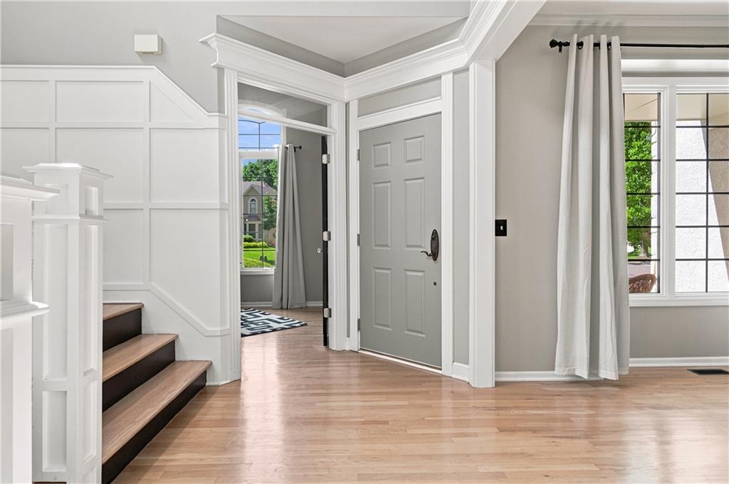 Photo 5 of 5308 W 161st Street