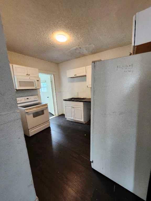 Photo 5 of 2920 Garfield Avenue