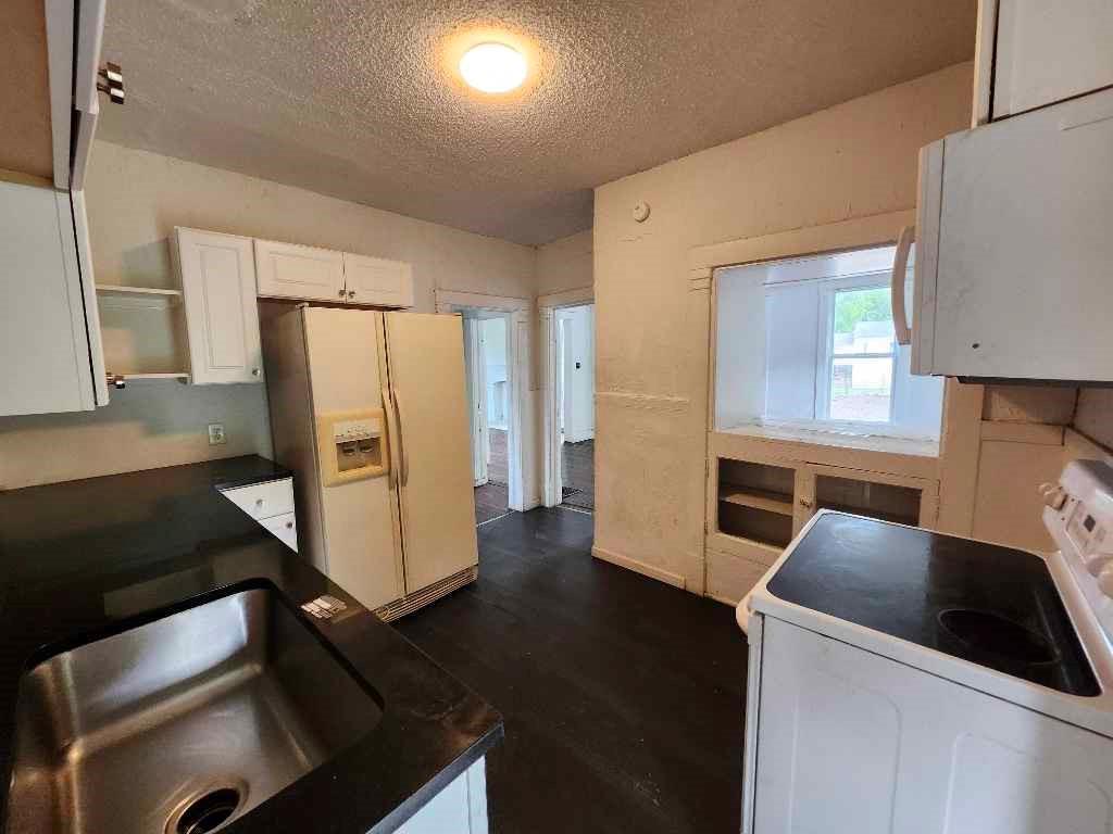 Photo 6 of 2920 Garfield Avenue