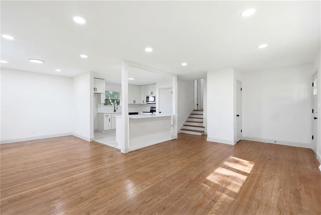 Photo 6 of 4142 N Lister Avenue