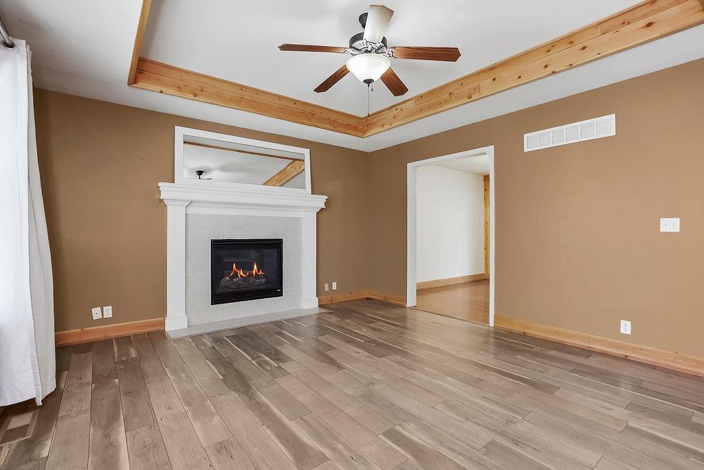 Photo 6 of 421 Golfview Drive