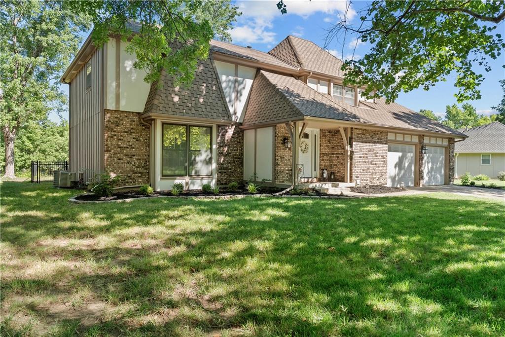 Photo 3 of 4000 NW Cimarron Street