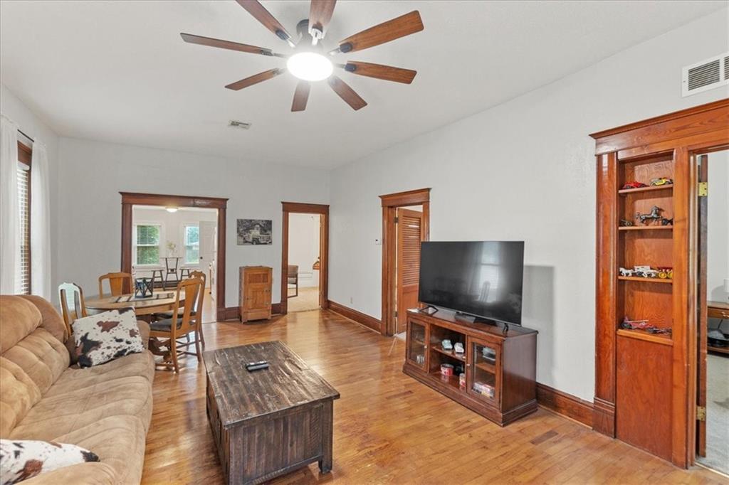 Photo 6 of 340 W 3rd Street