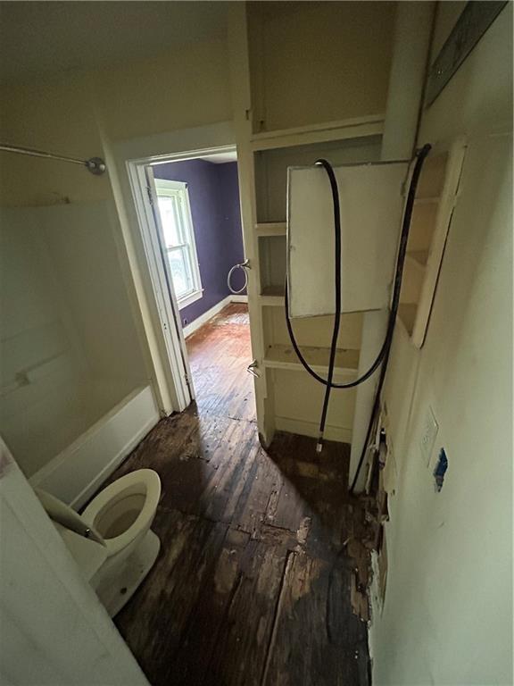 Photo 6 of 436 Tullis Avenue