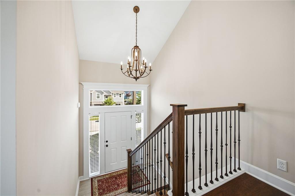 Photo 3 of 16029 Glenview Street