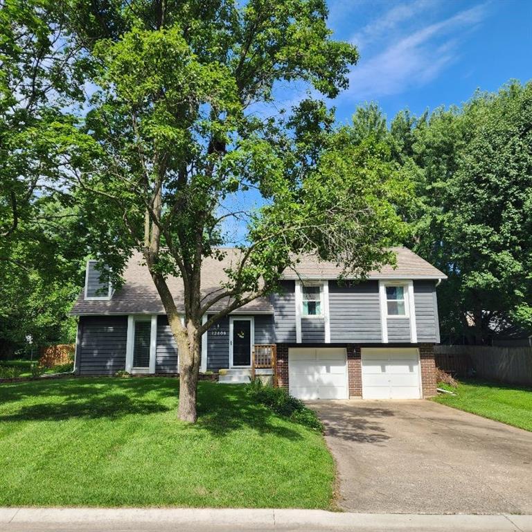 Photo 3 of 12806 S Seminole Drive