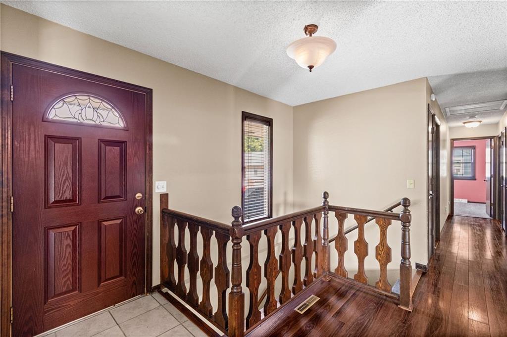 Photo 3 of 1008 SW 23rd Street