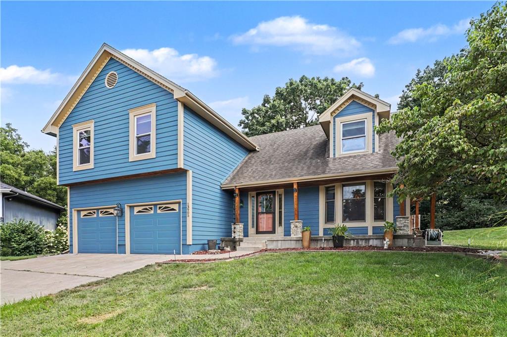 Photo 4 of 13905 E 50th Street