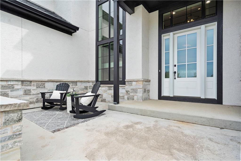 Photo 4 of 11705 W 170th Street