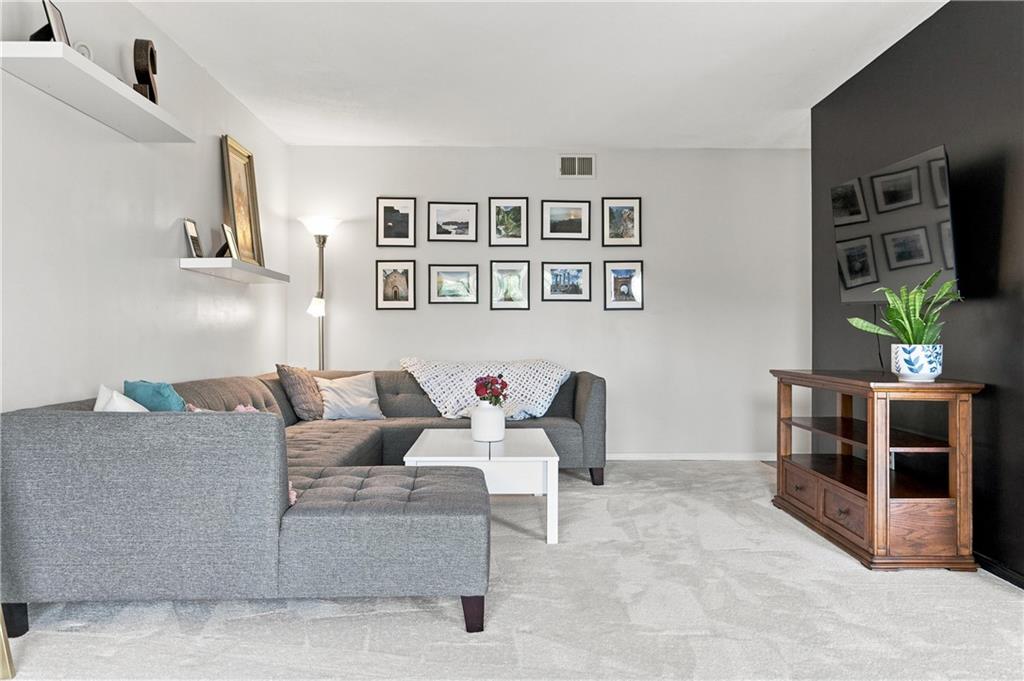 Photo 2 of 5004 Grand Avenue #E