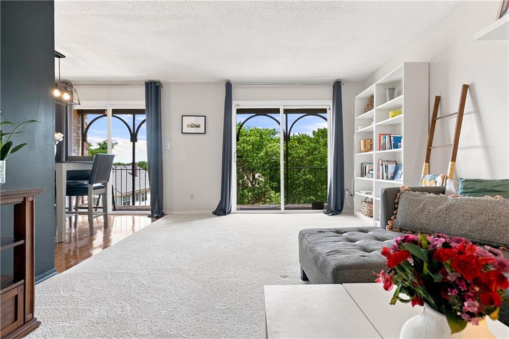 Photo 4 of 5004 Grand Avenue #E