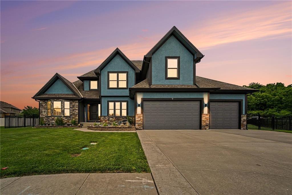 Photo of 3221 S Mize Ridge Court