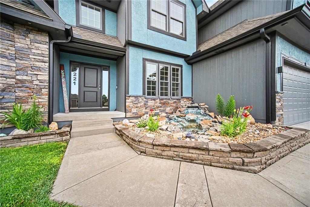 Photo 3 of 3221 S Mize Ridge Court