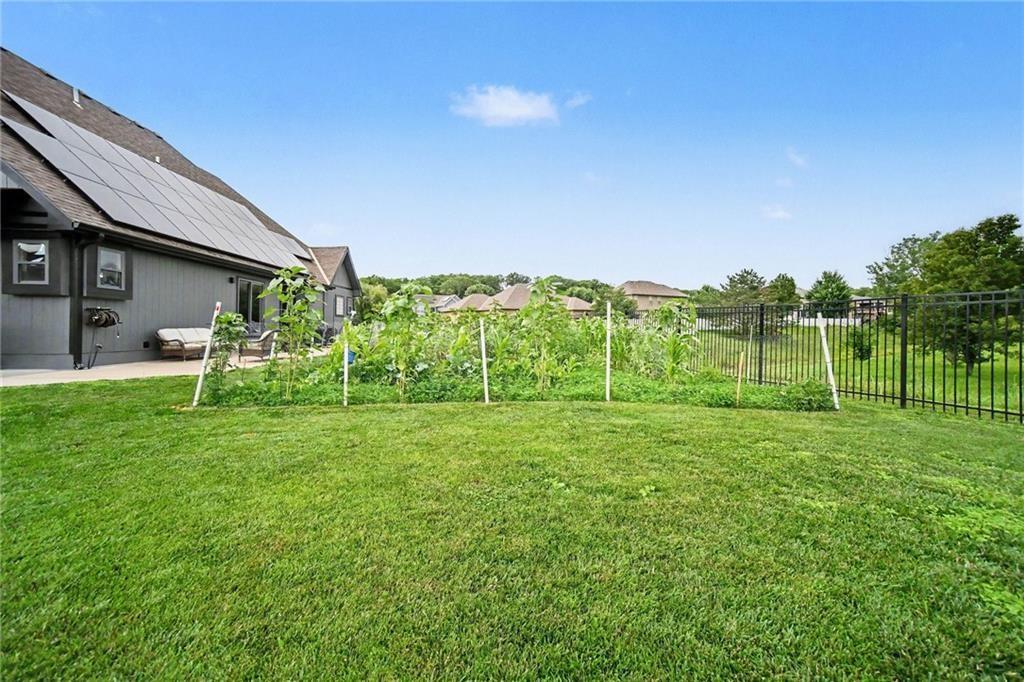 Photo 5 of 3221 S Mize Ridge Court