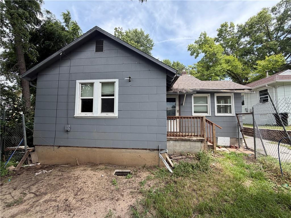 Photo 4 of 206 S Hardy Avenue