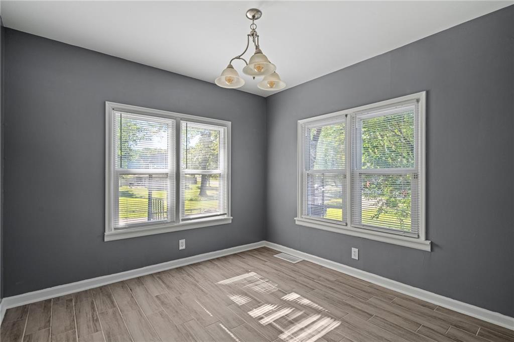 Photo 6 of 205 N Independence Street