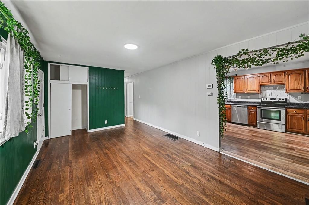 Photo 5 of 2625 Vista Street