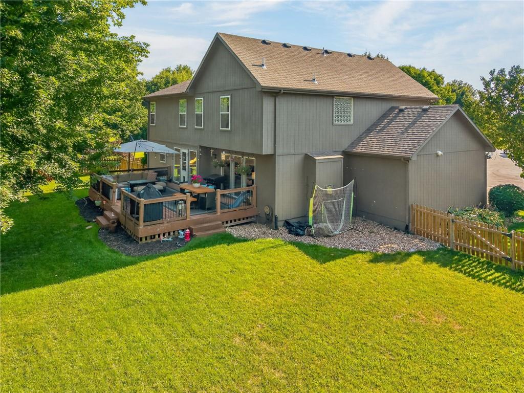 Photo 6 of 2501 SW Blazing Star Place