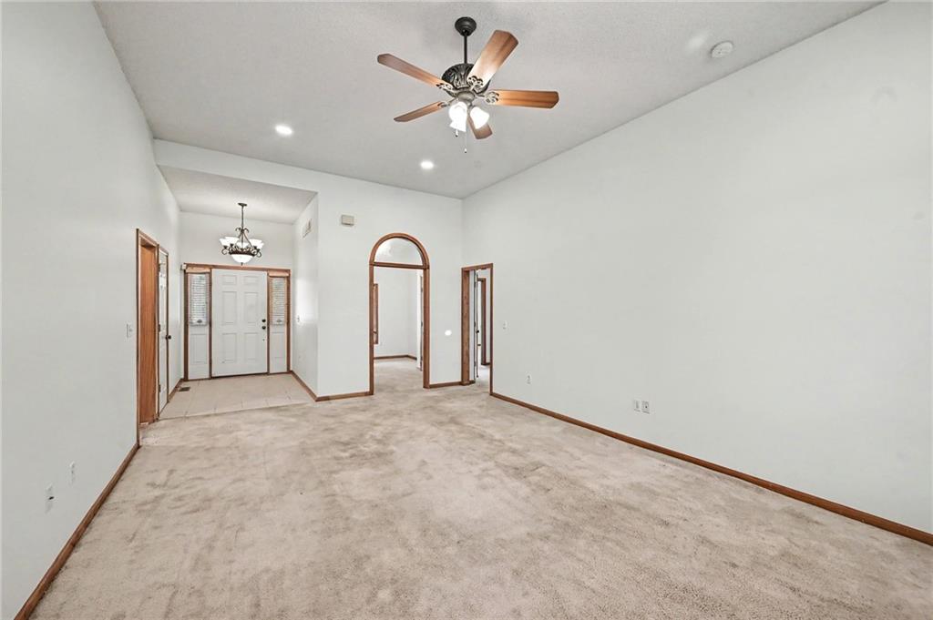 Photo 7 of 4006 N 108th Court