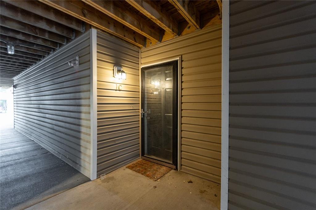 Photo 2 of 8111 N LAWNDALE Avenue #1C
