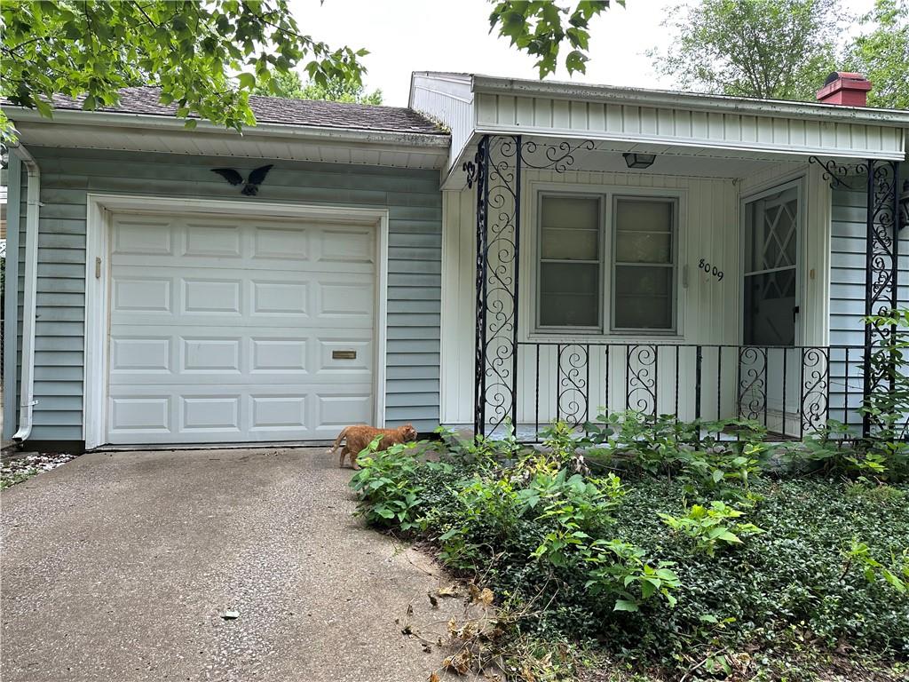 Photo of 8009 Hunter Street