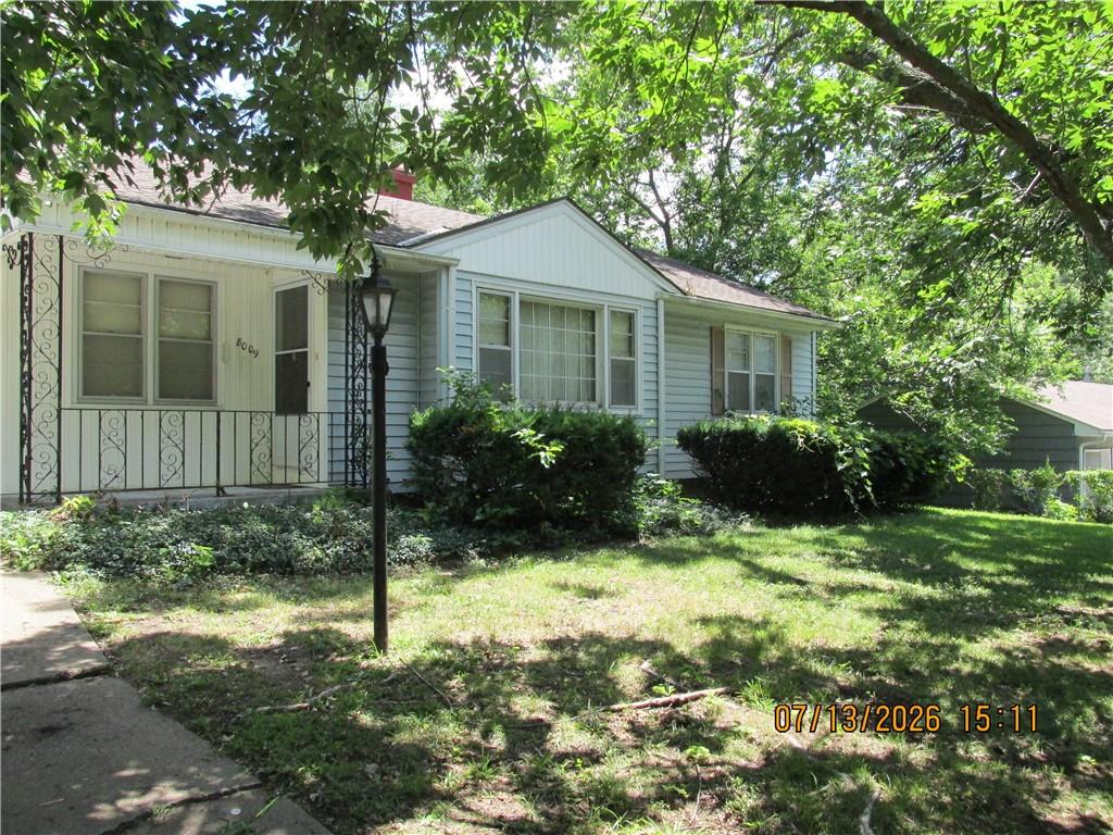 Photo 3 of 8009 Hunter Street