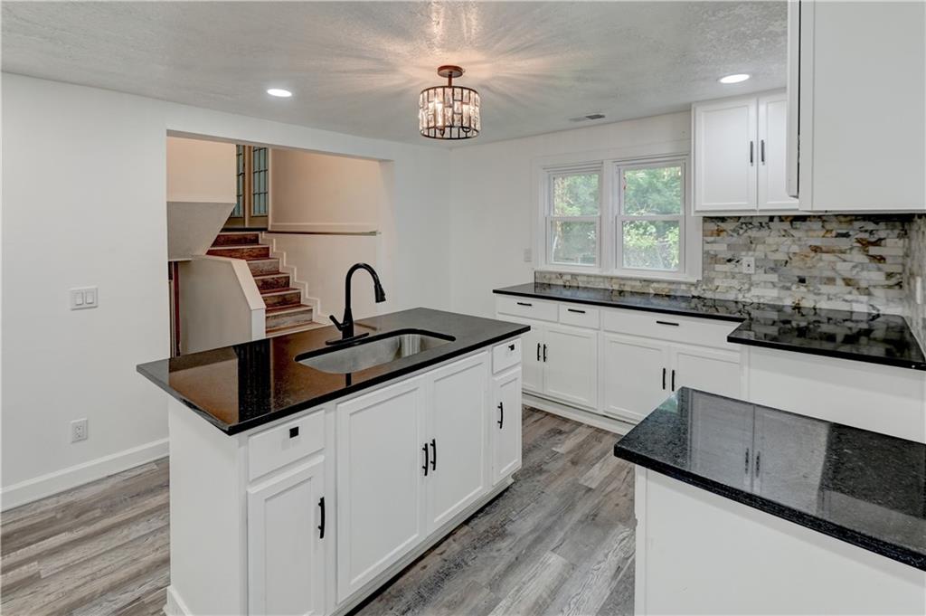 Photo 4 of 2618 N 51st Street