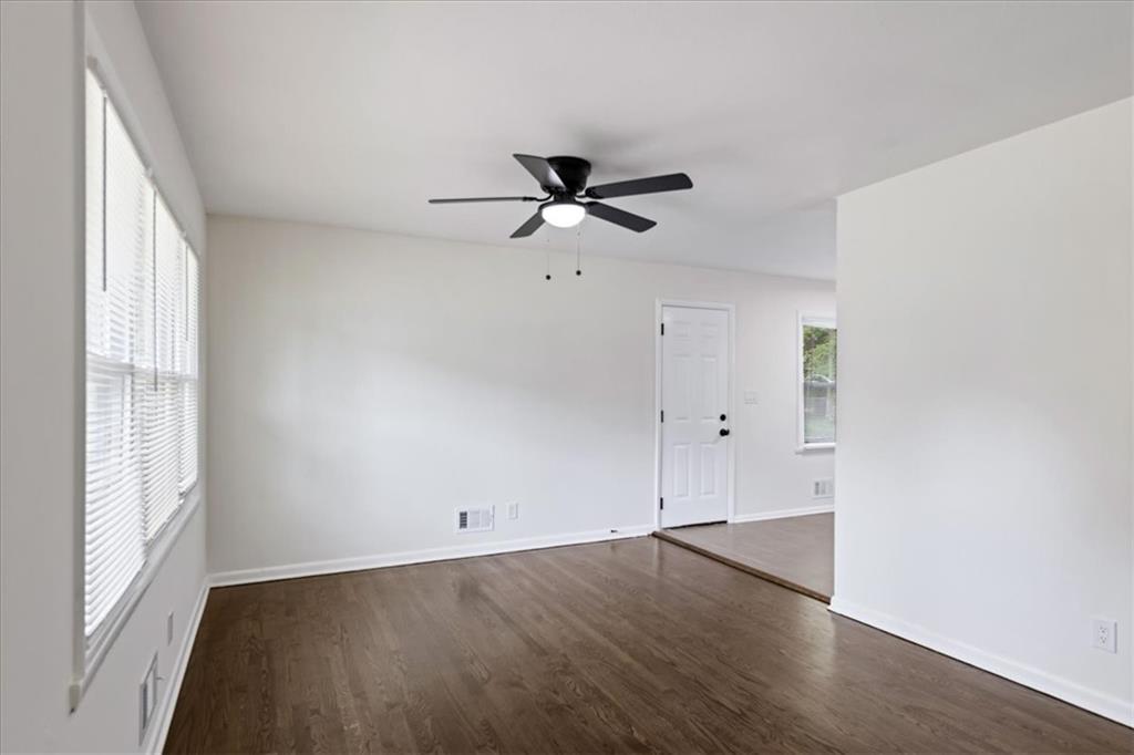 Photo 4 of 1230 Drury Avenue