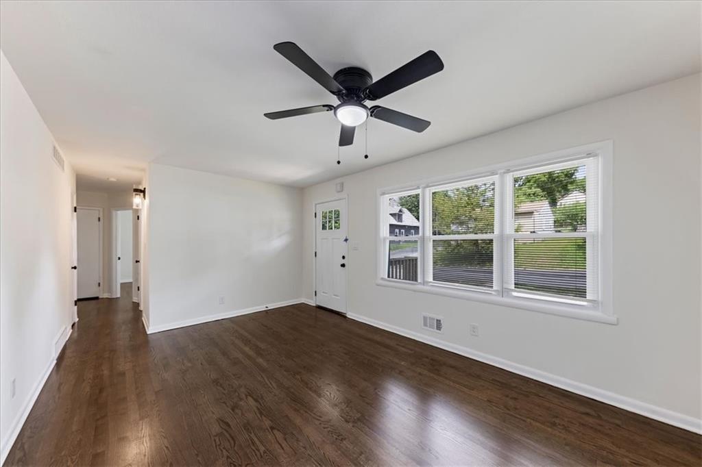 Photo 5 of 1230 Drury Avenue