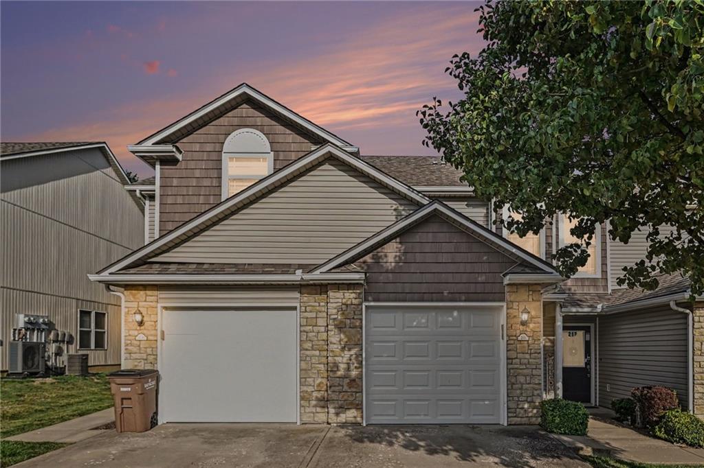 Photo of 210 Pointe Lane