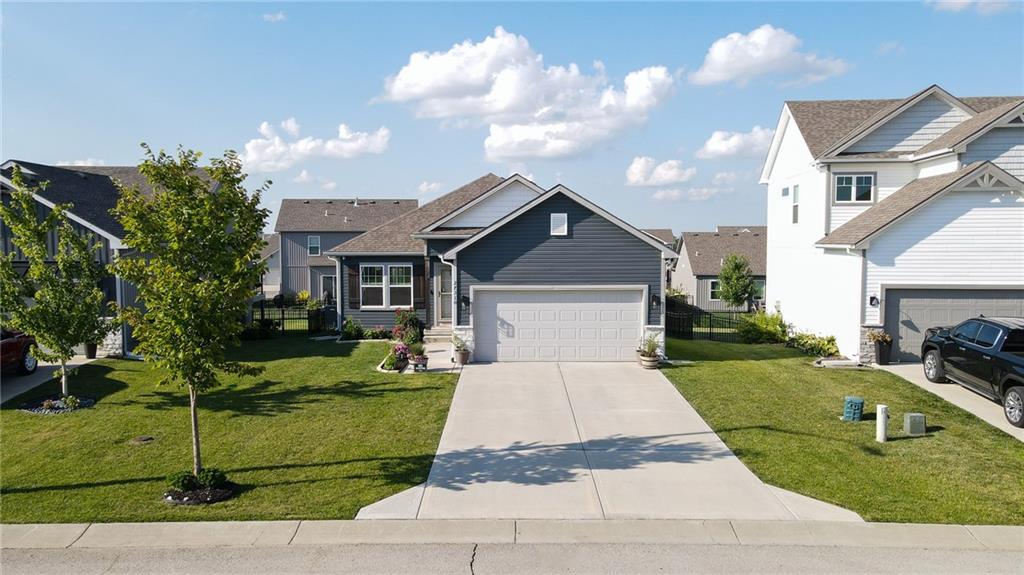 Photo 2 of 27310 Cedar Grove Drive