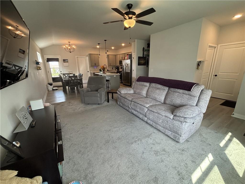 Photo 4 of 27310 Cedar Grove Drive