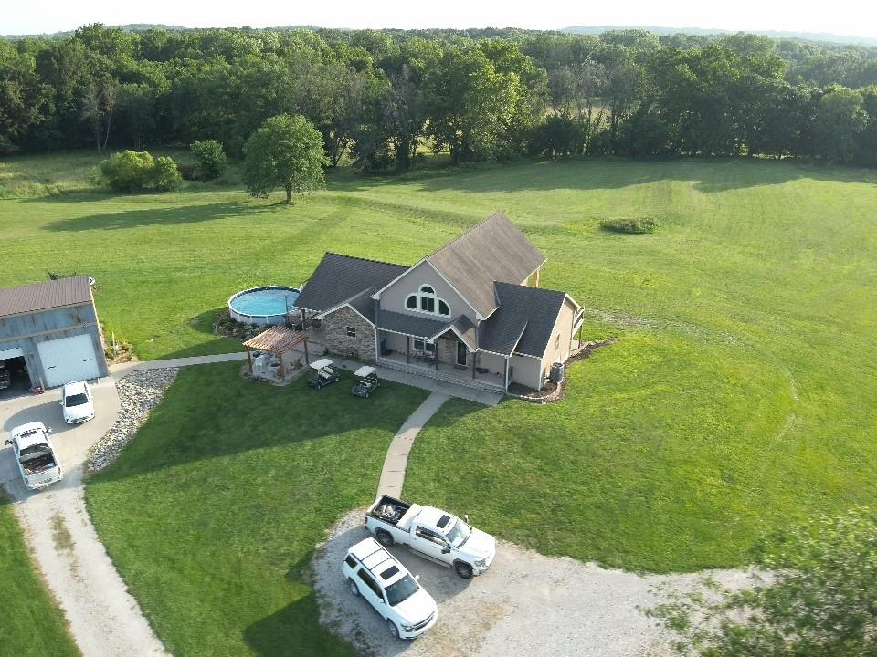 Photo 4 of 28 NW 1501 Road