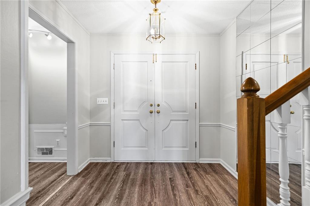 Photo 5 of 211 W 110TH Street