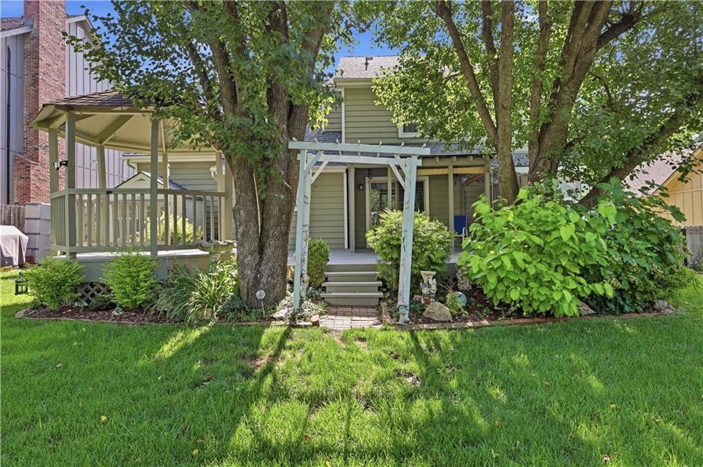 Photo 7 of 11724 Craig Street
